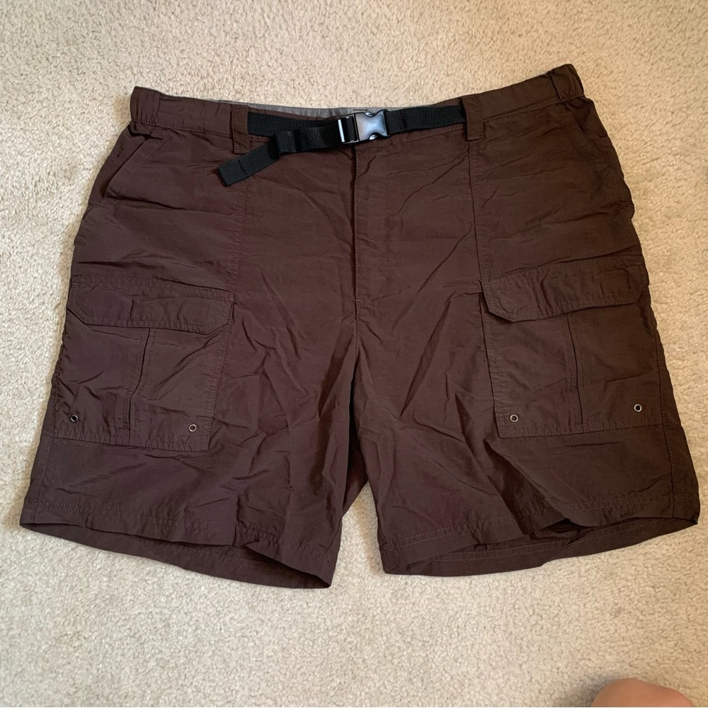 NWOT Croft and Barrow Dark Brown Nylon Cargo Shorts Sz 40 Inseam 7 Buckle Belt